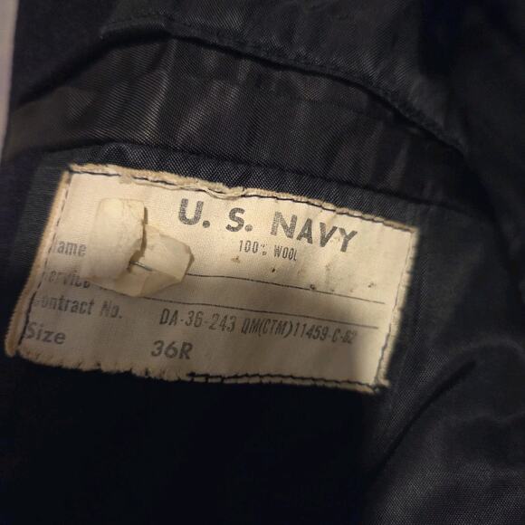 Vintage 60s 70s Peacoat US NAVY Officer 100% Wool Black Gold Buttons 36R EUC - Picture 4 of 13